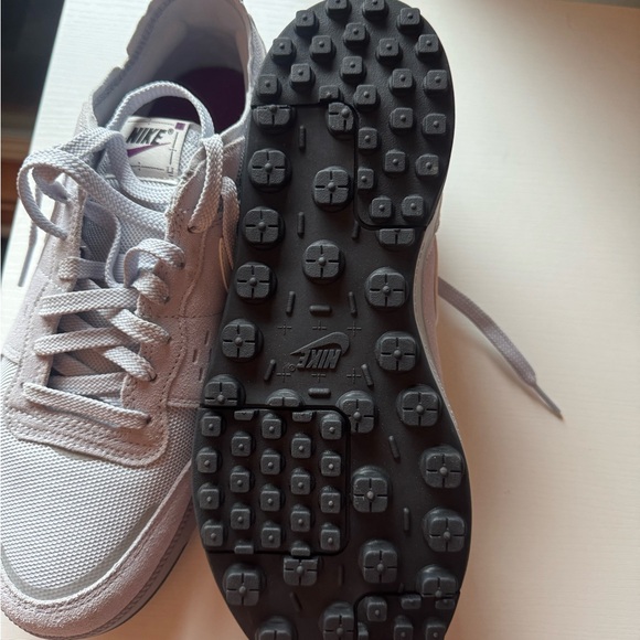 Nike Light Gray Athletic Shoes City Shoes main image 4